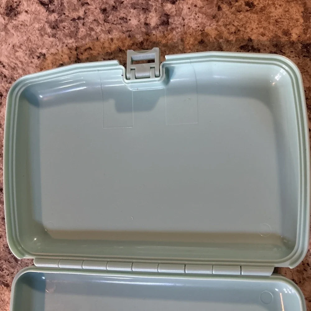 Vintage Small Caboodles Plastic  Accessories Container In Turquoise EUC